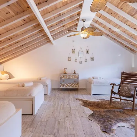 Mom's House - Surf & Family By Lovelystay 펜션 *