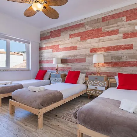 Mom's House - Surf & Family By Lovelystay Holiday home *