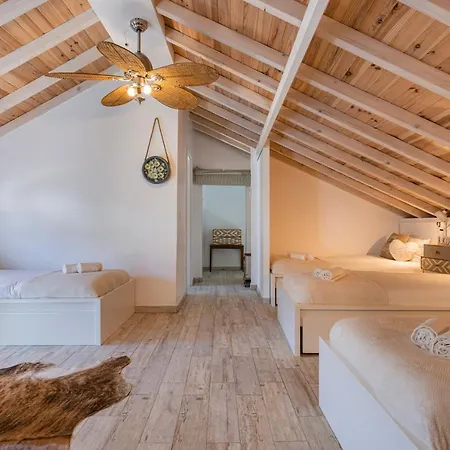 Mom's House - Surf & Family By Lovelystay Holiday home *