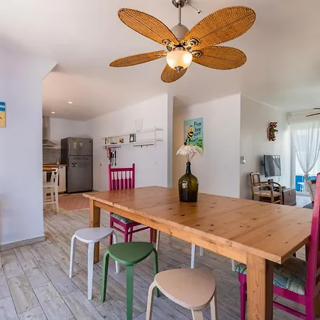 Mom's House - Surf & Family By Lovelystay Holiday home *